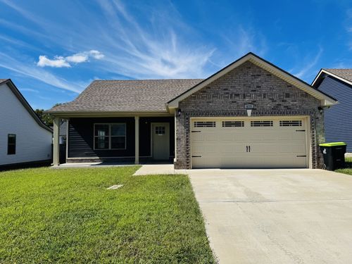 425 Irish Hills Dr, Clarksville, TN, 37042-2819 | Card Image