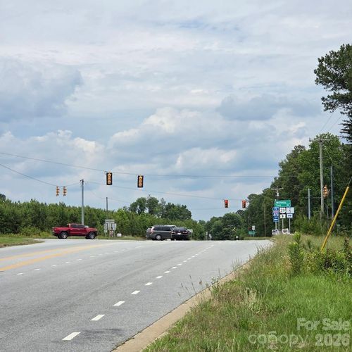550 E Cherokee St, Blacksburg, SC, 29702 | Card Image