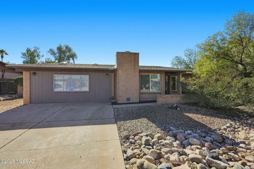 8000 E Tulip Tree St, Tucson, AZ, 85730-4622 | Card Image