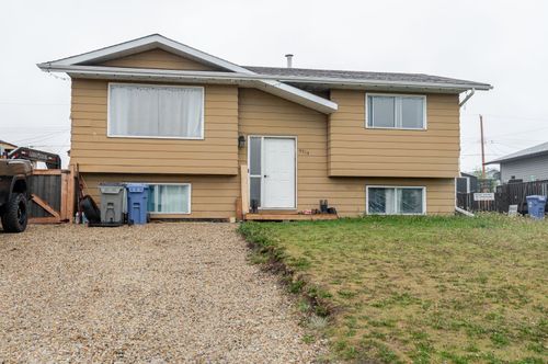 9719 94 Avenue, Wembley, AB, T0H3S0 | Card Image