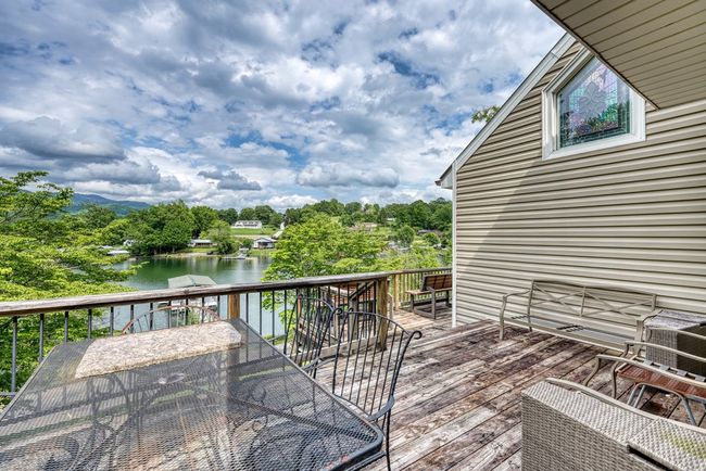 197 Kilpatrick Point Dr, House other with 3 bedrooms, 3 bathrooms and 1 parking in Hayesville NC | Image 8
