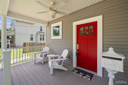 102 Portland Ter, Webster Groves, MO, 63119-3830 | Card Image