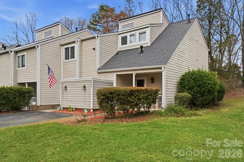 8407 Cricket Lake Dr, Charlotte, NC, 28277-9847 | Card Image