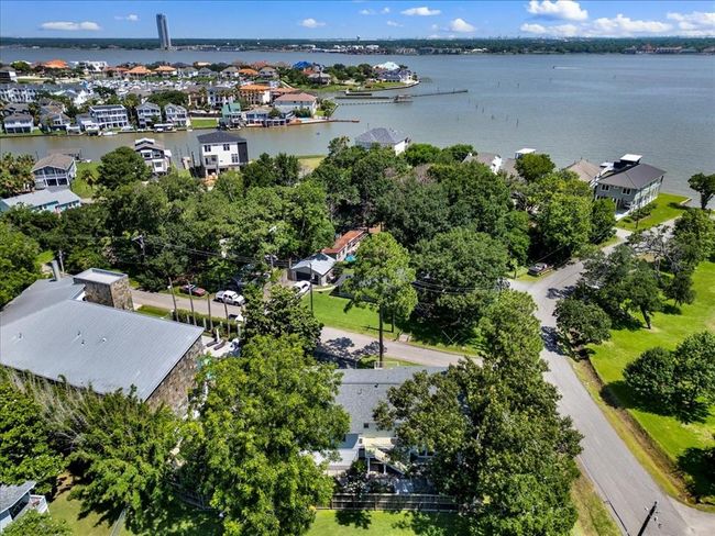 432 Glen Cove St, House other with 4 bedrooms, 4 bathrooms and 2 parking in Kemah TX | Image 45