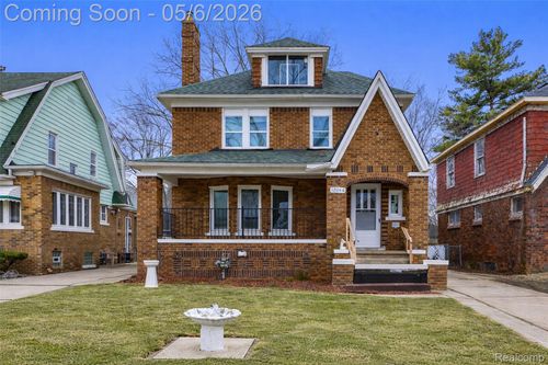 13044 Wilshire Dr, Detroit, MI, 48213-1976 | Card Image