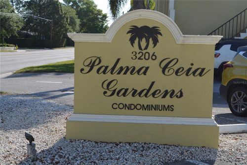 227-3206 W Azeele St, Tampa, FL, 33609-4922 | Card Image