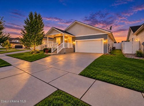 8093 N Wentworth St, Post Falls, ID, 83854-4737 | Card Image