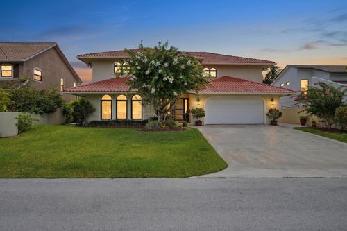 370 Se 13th Ave, Pompano Beach, FL, 33060-7616 | Card Image