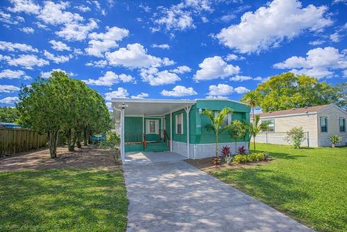 2009 Pine St, SAINT CLOUD, FL, 34769-5033 | Card Image