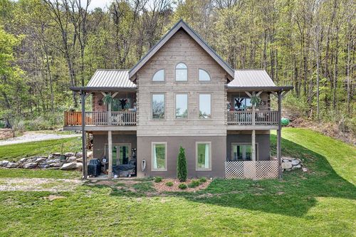 1218 Moody Rd, Byrdstown, TN, 38549 | Card Image