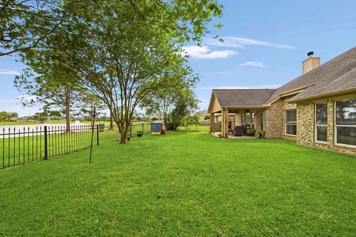 1575 Garden Lakes Dr, Friendswood, TX, 77546-4480 | Card Image