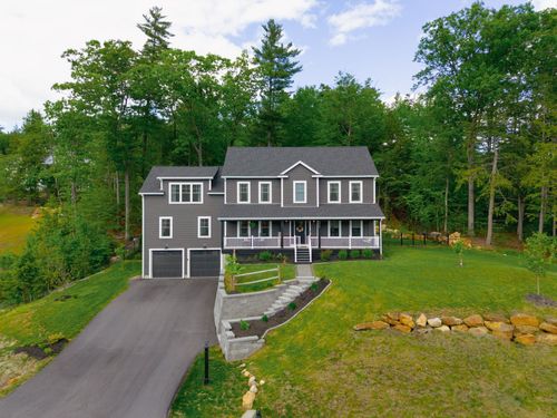 47 Indian Rock Rd, Bedford, NH, 03110-4219 | Card Image