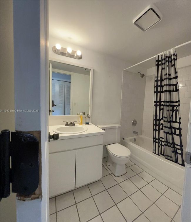 APT-254 - 10350 Sw 220 Th St, Condo with 2 bedrooms, 2 bathrooms and null parking in Cutler Bay FL | Image 12