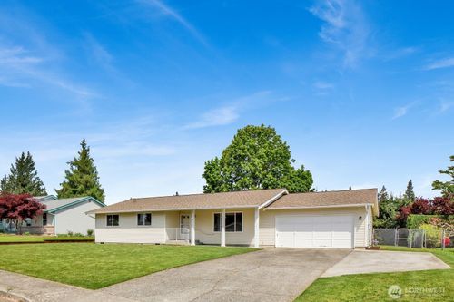 811 Vine Cir, Lynden, WA, 98264 | Card Image