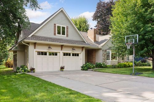 5605 Woodstock Ave, Golden Valley, MN, 55422-5021 | Card Image