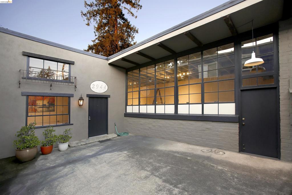 2946 Macarthur Blvd, Oakland, CA 94602