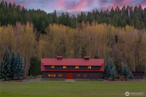 3431 Teanaway Rd, Cle Elum, WA, 98922-9268 | Card Image