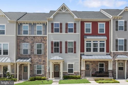 8108 Dewey Pl, GLEN BURNIE, MD, 21060-8653 | Card Image