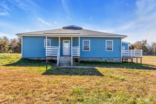 2190 Unionville Deason Rd, Bell Buckle, TN, 37020-4561 | Card Image