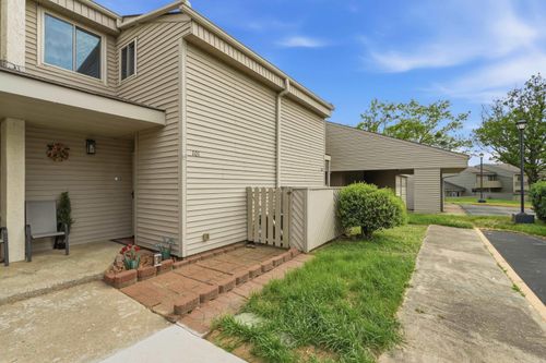 101-135 Hillview Dr, Fairfield Bay, AR, 72088-4038 | Card Image