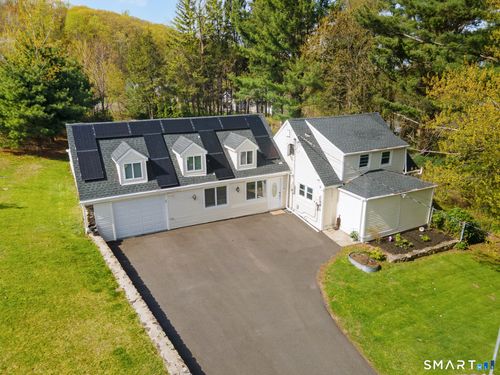 2 Apple Hill Rd, Wolcott, CT, 06716-3338 | Card Image