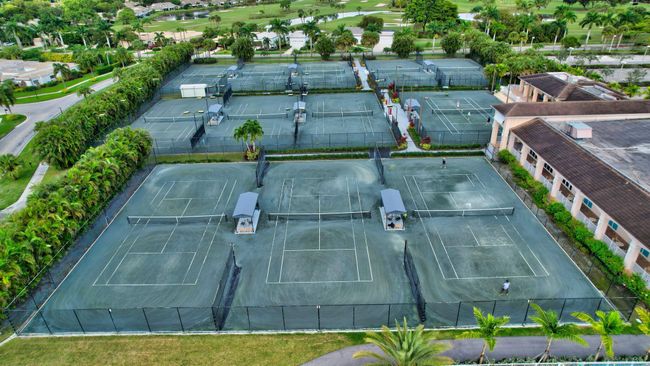 6700 Versailles Ct, Condo with 3 bedrooms, 3 bathrooms and null parking in Lake Worth FL | Image 86