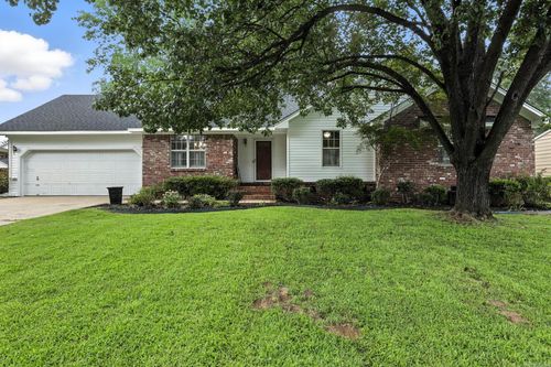 902 Foxwood Dr, Jacksonville, AR, 72076-2653 | Card Image