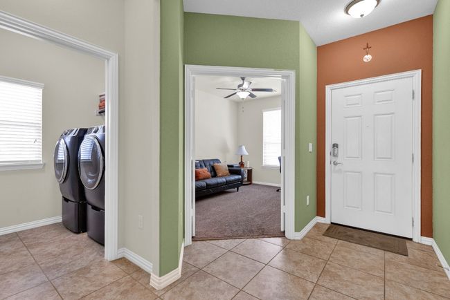 10008 Gertrudis Loop, House other with 3 bedrooms, 2 bathrooms and null parking in Austin TX | Image 5
