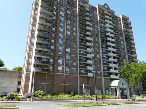 404-200 Lafontaine Ave, Vanier, ON, K1L8K8 | Card Image
