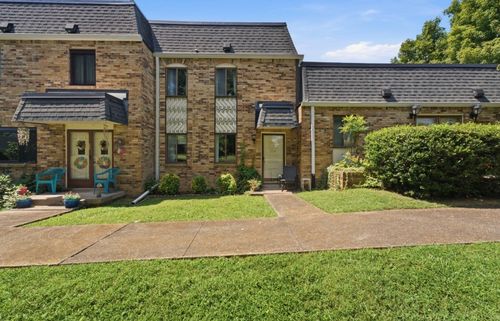 258 Lake Chateau Dr, Hermitage, TN, 37076-3012 | Card Image