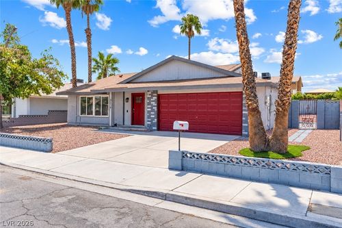 3219 Anacapa Way, Las Vegas, NV, 89146-6906 | Card Image