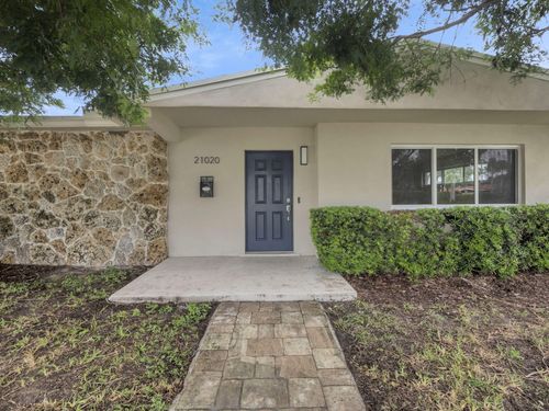 21020 Highland Lakes Blvd, Miami, FL, 33179-1655 | Card Image
