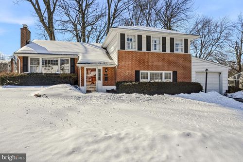 2414 Caney Rd, WILMINGTON, DE, 19810-3808 | Card Image