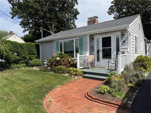 88 Terrace Ave Avenue E, East Providence, RI, 02915 | Card Image