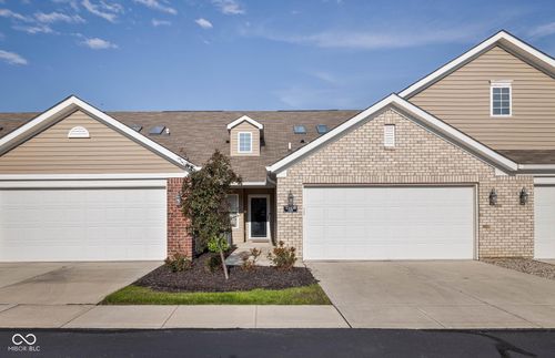 unit-103-11438 Stones Ct, Fishers, IN, 46037-7645 | Card Image