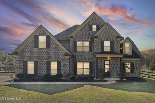 9567 Holly Springs Rd, Hernando, MS, 38632-9303 | Card Image