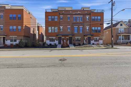 3908 Edwards Rd, Cincinnati, OH, 45209-2142 | Card Image