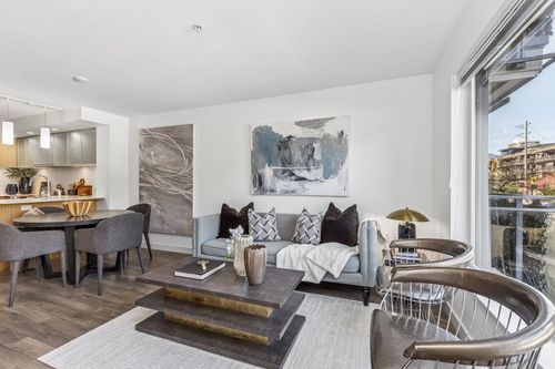 211-221 E 3rd Street, North Vancouver, BC, V7L0C1 | Card Image