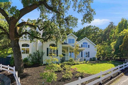 1617 Campesino Ct, Alamo, CA, 94507-2616 | Card Image