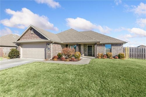 4602 W Croft Dr, Fayetteville, AR, 72704-5036 | Card Image