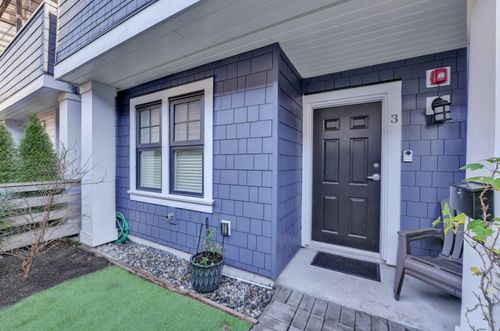 3-2338 Kelly Ave, Port Coquitlam, BC, V3C1Y2 | Card Image