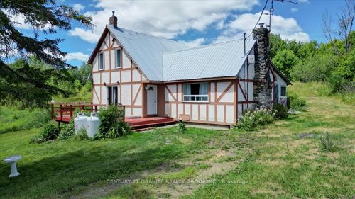 710 Rose Island Rd, Coe Hill, ON, K0L1P0 | Card Image