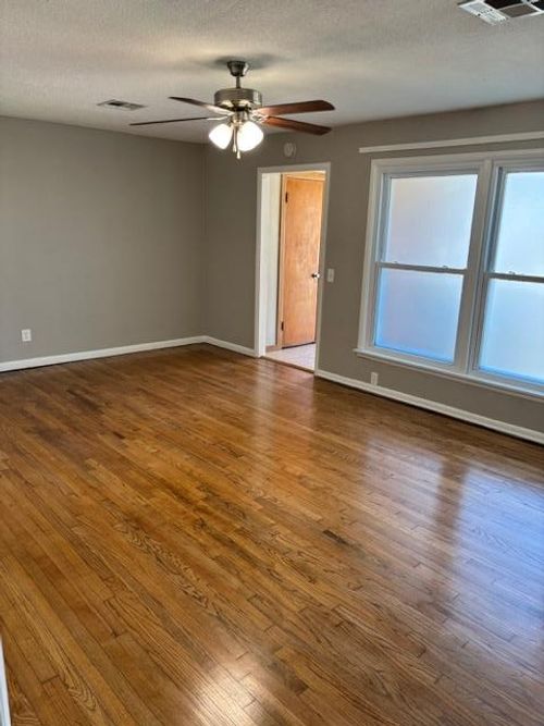 2120 Sw 61st St, Oklahoma City, OK, 73159-1808 | Card Image