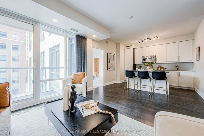 416 - 1 Bedford Rd, Condo with 2 bedrooms, 2 bathrooms and null parking in Toronto ON | Image 13