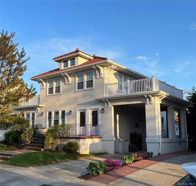 28 W Olive Street, House other with 5 bedrooms, 4 bathrooms and null parking in Long Beach NY | Image 2