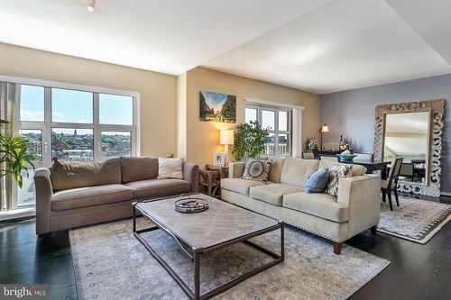 unit-605-250 President St, BALTIMORE, MD, 21202-4484 | Card Image