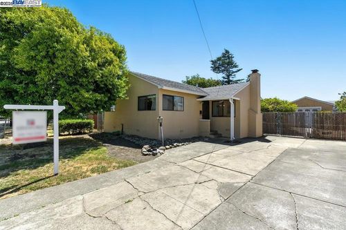 15967 Paseo Del Campo, San Lorenzo, CA, 94580-2307 | Card Image