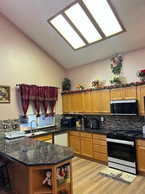 16332 Darlington St, Delhi, CA, 95315 | Card Image