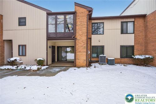 h-991 Village Round, Allentown, PA, 18106-9784 | Card Image