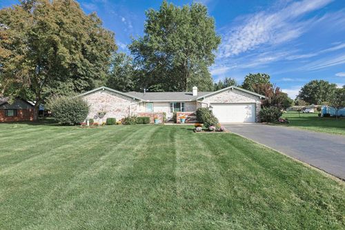 885 Michaels Rd, Tipp City, OH, 45371-2125 | Card Image